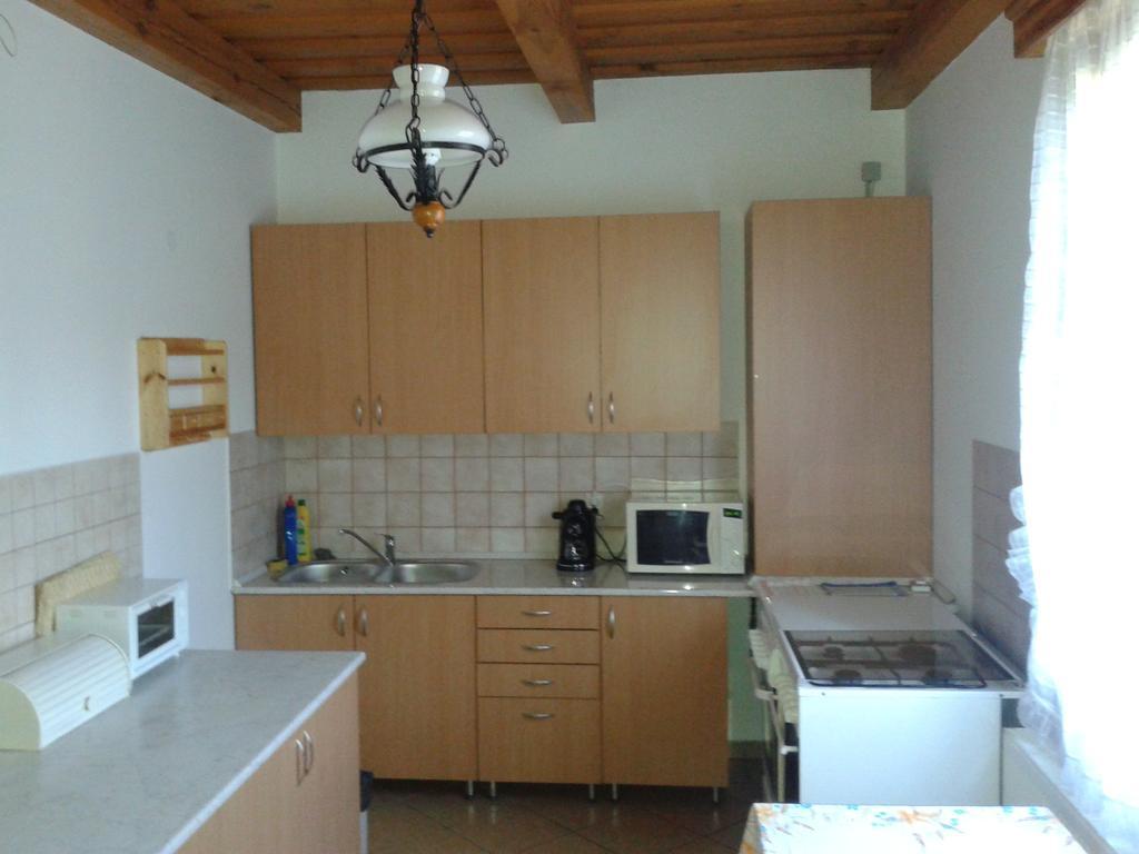 Nosztalgia Vendeghaz Hotel Zalaegerszeg Buitenkant foto